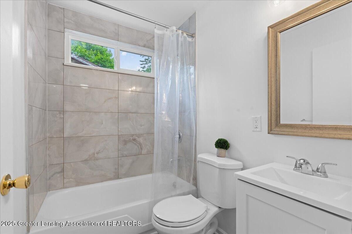 20250813152017210392000000-o